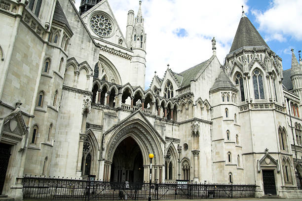 istock Royal Courts of Justice 90961934