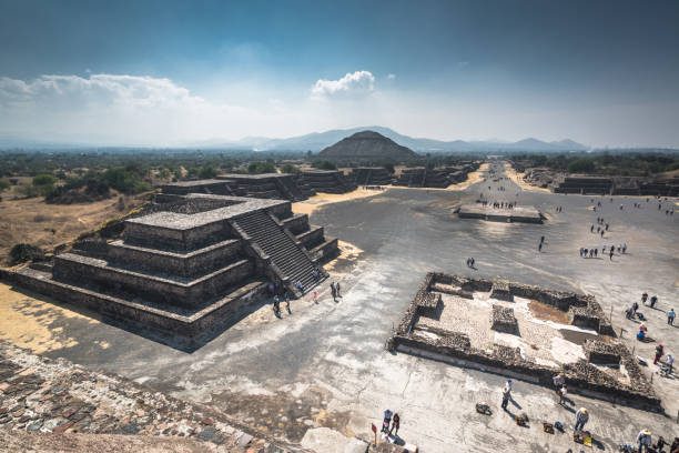 istock Teotihuacan, Mexico 909621542