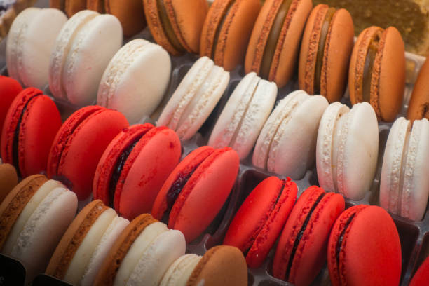 istock Fresh pastries for sale in the bakery 909675854