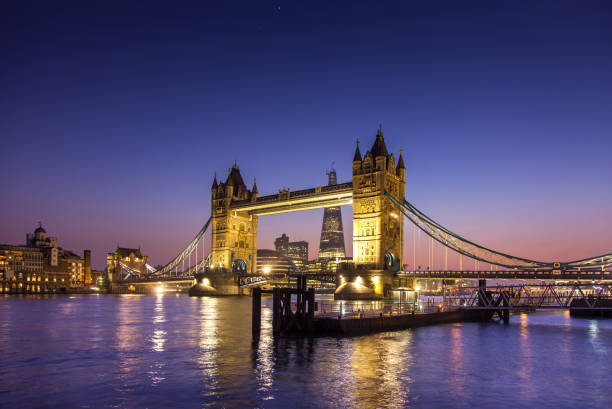 istock Tower Bridge, London After Sunset 909715946