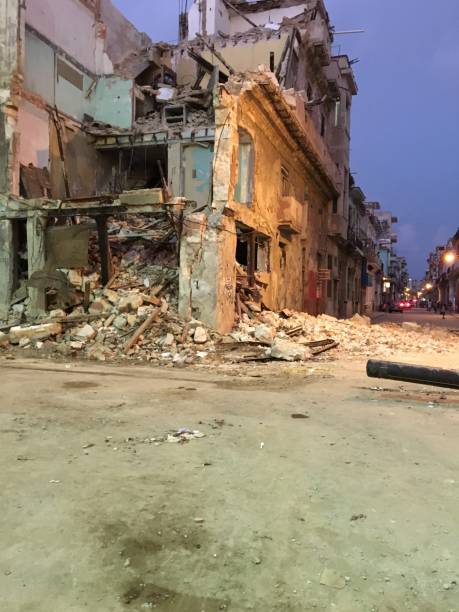 istock Collapsed Building Havana Cuba 909756130