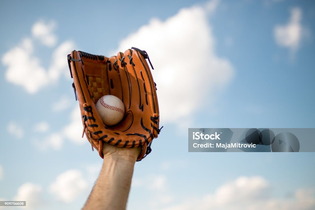 Tempo di baseball - Foto stock royalty-free di Baseball