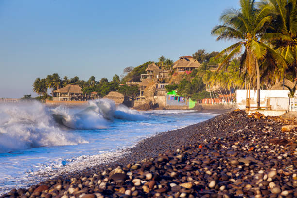istock El Tunco Beach in Salvador 909762452