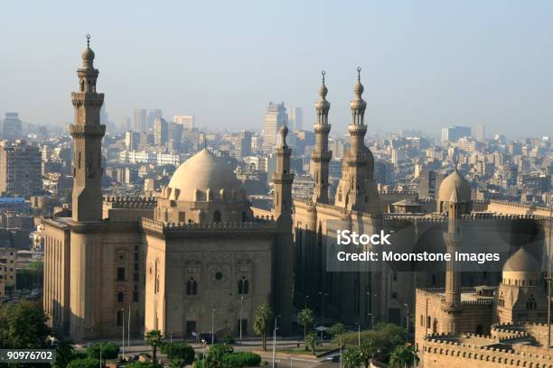 Photo libre de droit de Mosquée Du Sultan Hassan Au Caire En Égypte banque d'images et plus d'images libres de droit de Mosquée - Mosquée, Mosquée du sultan Hassan, Égypte