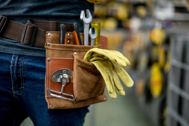 istock Close-up on a handyman at a hardware store 909805916