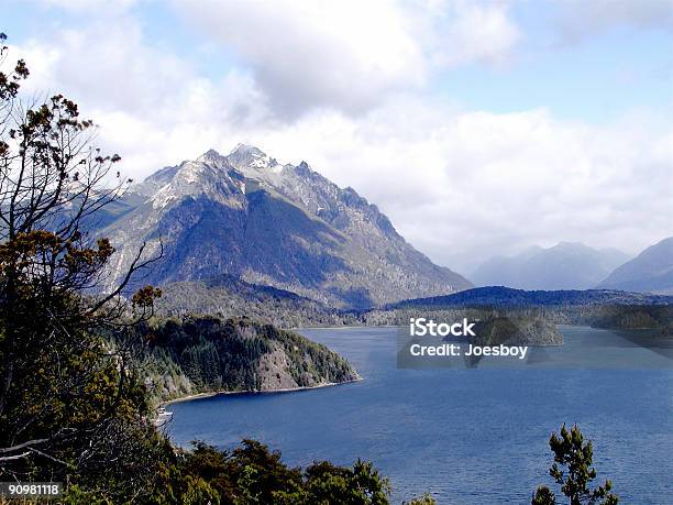 Foto de Lago Nahauel Huapi Vista e mais fotos de stock de Andes Patagônios - Andes Patagônios, Argentina, Bariloche