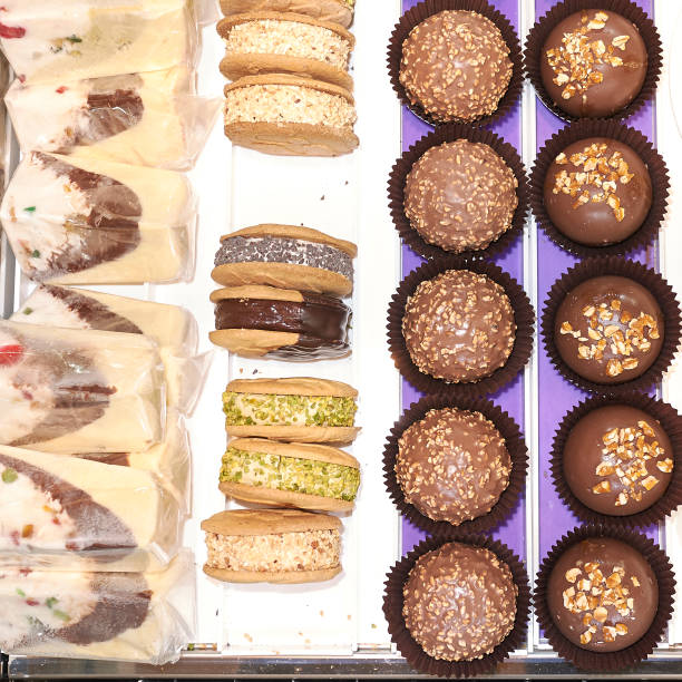 istock Small ice cream and pralines 909817804