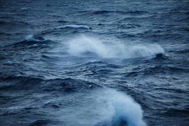 istock Big Ocean Swells in a Stormy Sea 909824620