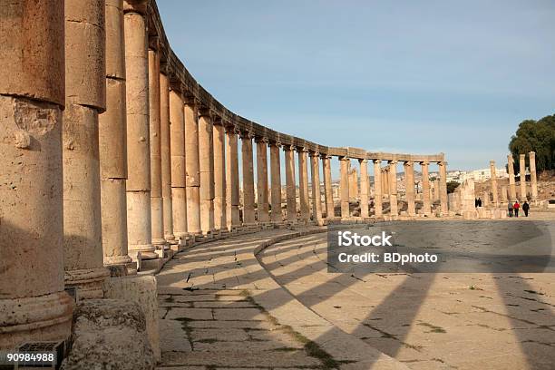 Ovais Plaza Em Máximo De Jerash Jordânia - Fotografias de stock e mais imagens de Gérasa - Gérasa, Jordânia, Ao Ar Livre