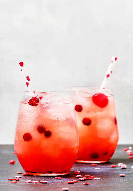 istock Festive red cocktail for Valentine's day, two glasses 909862134