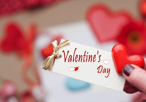 istock little greeting card with Valentine's day 909926556