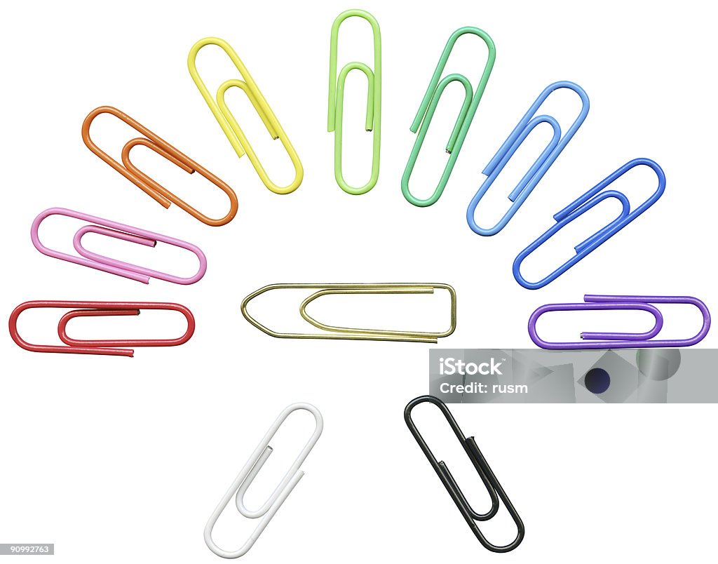 Spectre des couleurs des clips en papier isolé sur fond blanc, Tracé de détourage - Photo de Trombone - Fourniture de bureau libre de droits