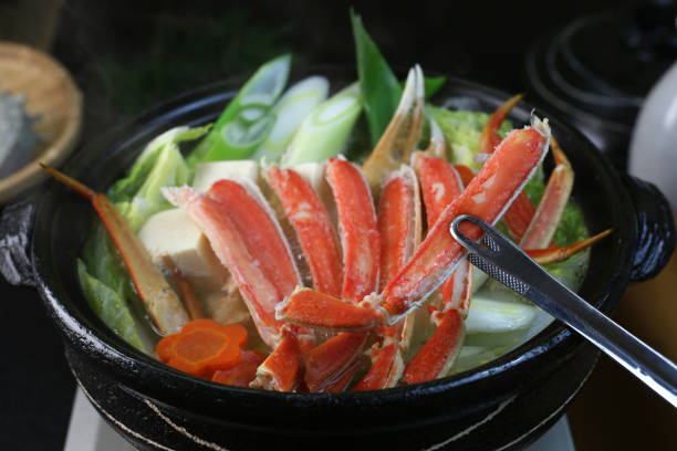 istock Pan of the Japanese crab 909945792