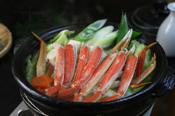 istock Pan of the Japanese crab 909945794
