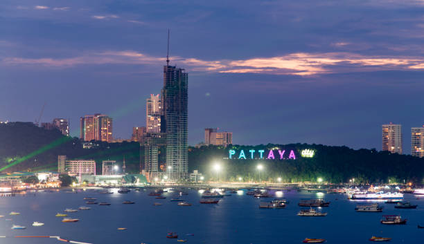 pattaya - prostitution night horizontal outdoors foto e immagini stock