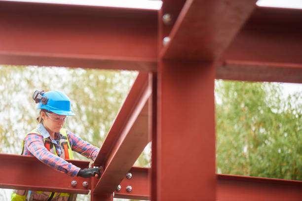istock bolting the steels 909982526