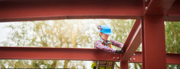 istock bolting the steels 909982694