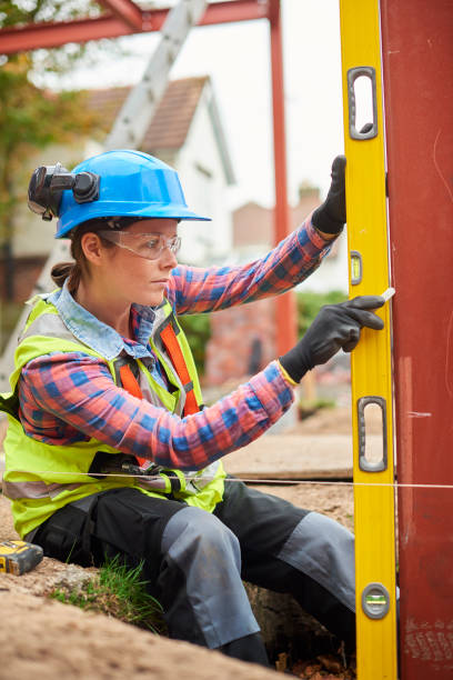 istock chalking off the steel levels 909982778