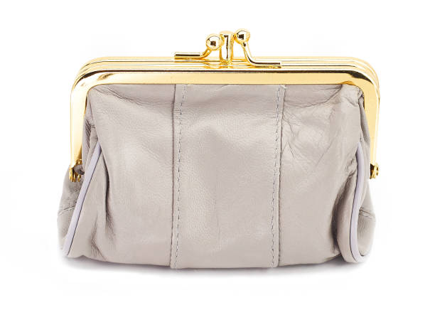 istock purse leather female kiss 909982918