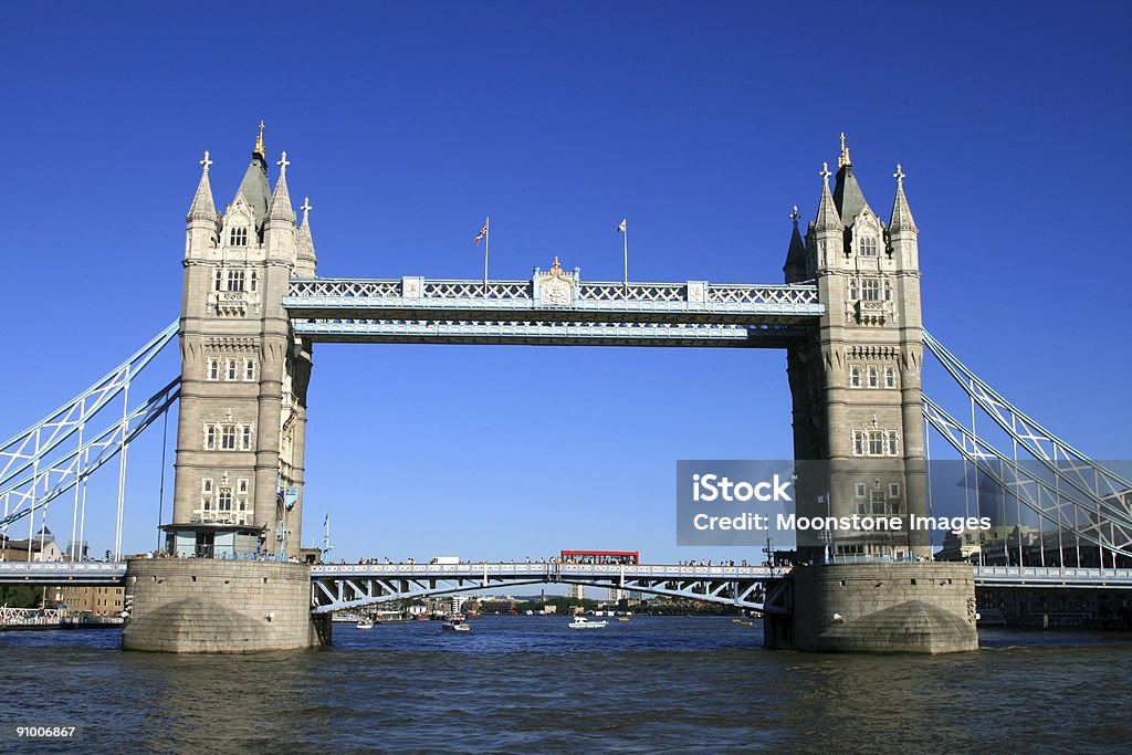 Tower Bridge à Londres, Angleterre - Photo de Angleterre libre de droits