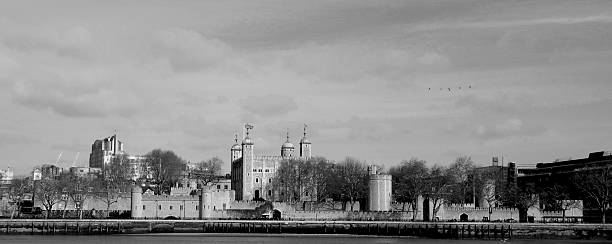 istock Tower of London 91012940