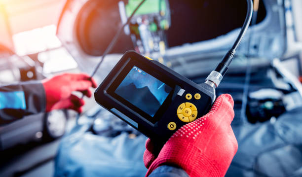 istock Video investigate. Engine diagnostics. Car repair. 910132858