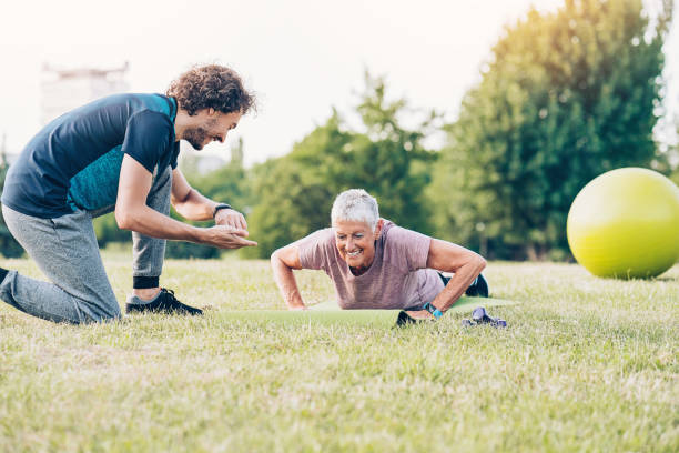 istock Fitness in the park 910136024