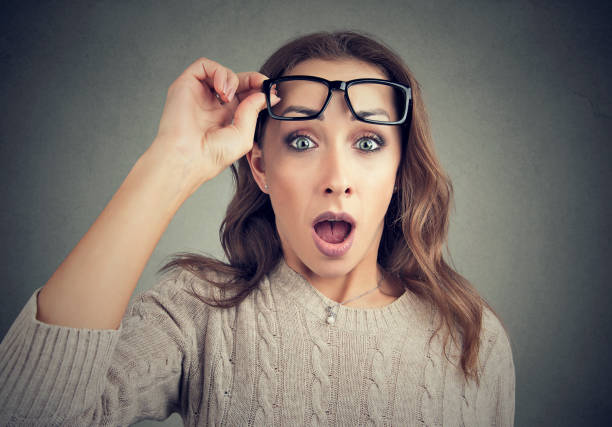 istock Shocked woman in eyeglasses 910148936