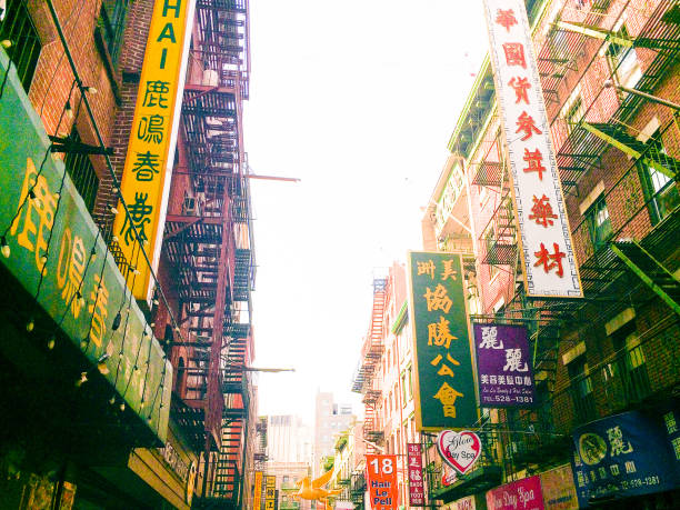 istock Chinatown in New York 910196704