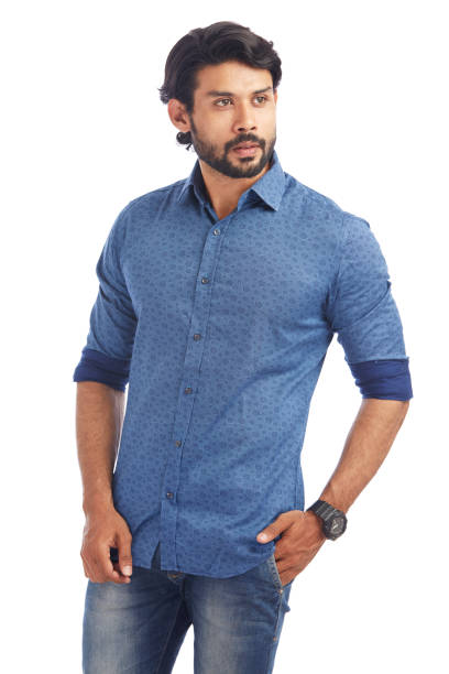 istock Handsome young in casual dress 910208306