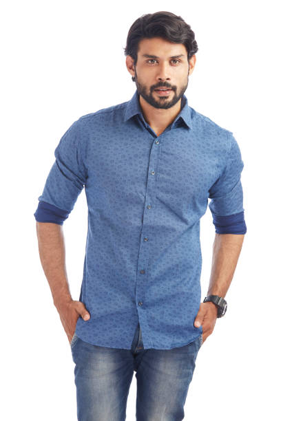 istock Handsome young in casual dress 910209218