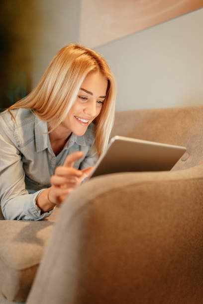 istock Staying connected with people that make her smile 910210624