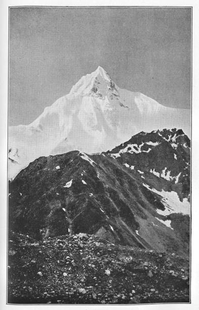 istock Himalaya Mountain Landscape 910214622