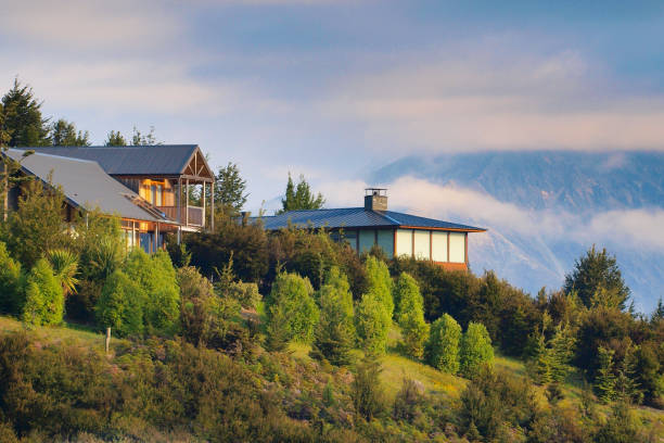 Chalet mountain houses Chaalt Houses in the hills on the New Zealand countryside chalet photos stock pictures, royalty-free photos & images