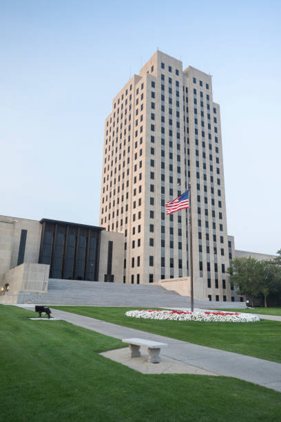istock Vertical Composition North Dakota State Capital Building Bismark North America 910244074