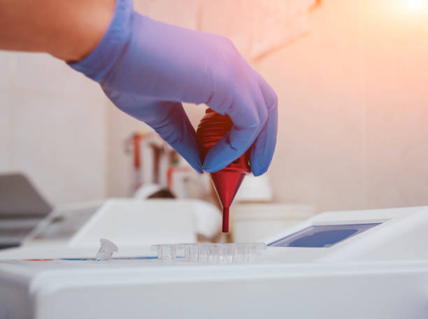istock Medical equipment. Biochemistry test. Technology 910255334