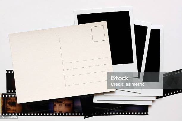 Ricorda Il Tempo - Fotografie stock e altre immagini di Cartolina postale - Cartolina postale, Catasta, Transfer di foto istantanea