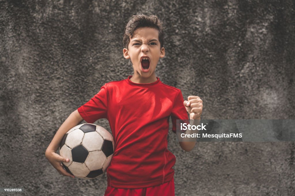 Qualifizierten jungen Fußball spielen - Lizenzfrei Kind Stock-Foto