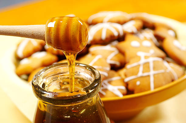 istock Honey and honeycookies 91033713