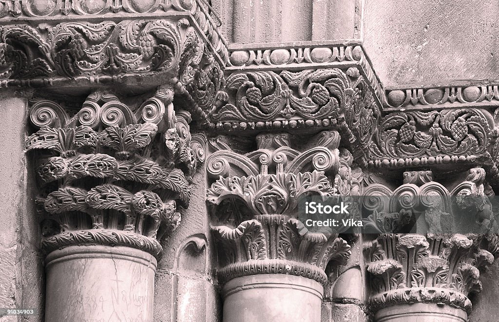 La antigua columna - Foto de stock de Anticuado libre de derechos