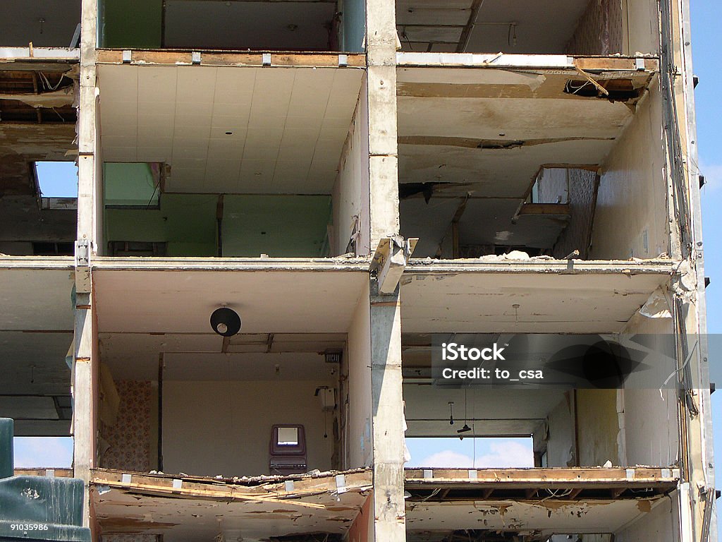 Zniszczony Budynek - Zbiór zdjęć royalty-free (Betonowy)