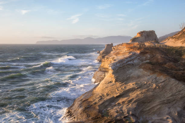 fabryka przylądka - cape kiwanda state park zdjęcia i obrazy z banku zdjęć