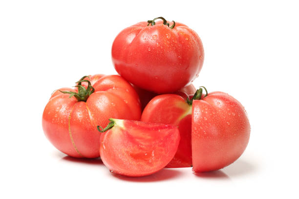 istock juicy red tomatoes isolated on white background 910364154