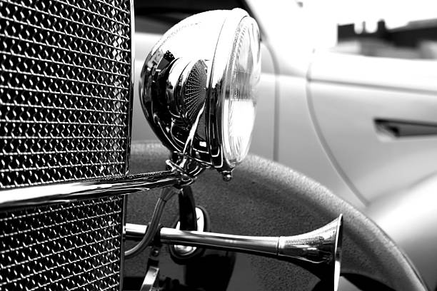 istock HEAD LAMP OF CLASSIC CAR 91036896