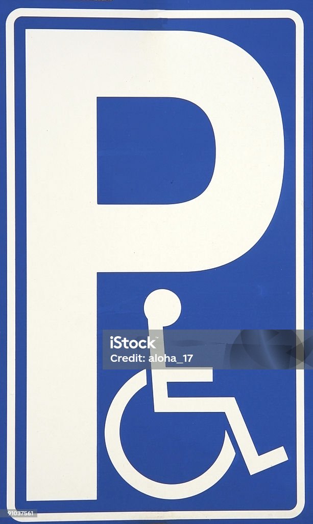 Placa de Estacionamento para pessoas com deficiência - Foto de stock de Acesso para deficientes royalty-free