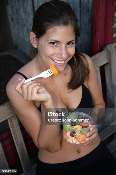 Foto de Garota Saudável e mais fotos de stock de Adolescente - Adolescente, Primavera - Estação do ano, Cintura