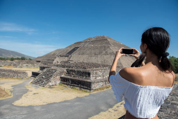 istock Tourist in Mexico. 910394262