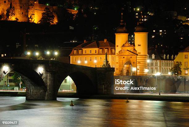 Старый Мост В Heidelberg Ночью — стоковые фотографии и другие картинки Без людей - Без людей, Германия, Горизонтальный