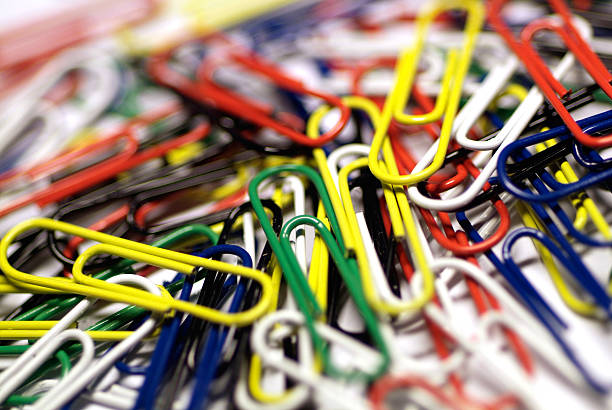 Colorful Paper Clips  illustratie stock pictures, royalty-free photos & images