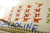 steuer-tag-auf-dem-kalender-geschrieben-und-15-tag-von-marker-umkreist-steuern-zahlen-frist.jpg?b=1&s=170x170&k=20&c=CbKhWtZzFGUyVLHsG2c8JAkJqxBmRKRwSzgGv6FmuKk=